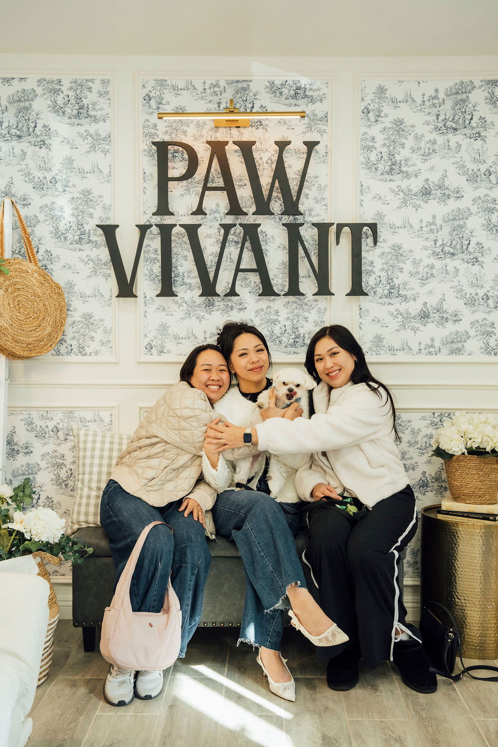 Paw Vivant